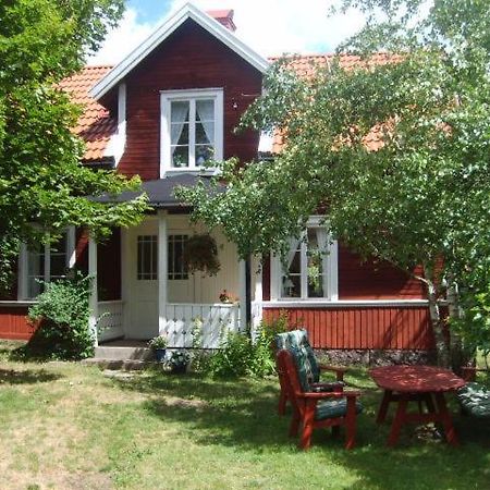 Karlstugan Cottage Vimmerby Exteriér fotografie